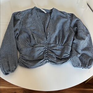 Zara Navy and white gingham Blouse. Cropped . Perfect for spring /summer